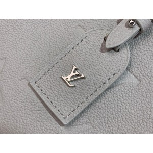 Lv CarryAll PM M12917 29x24x12cm  Bags