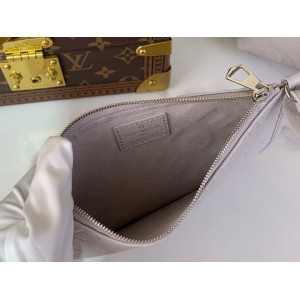 Lv CarryAll PM M12917 29x24x12cm  Bags