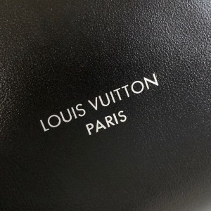 Lv CarryAll vibe M25143 39x30x15cm  Bags