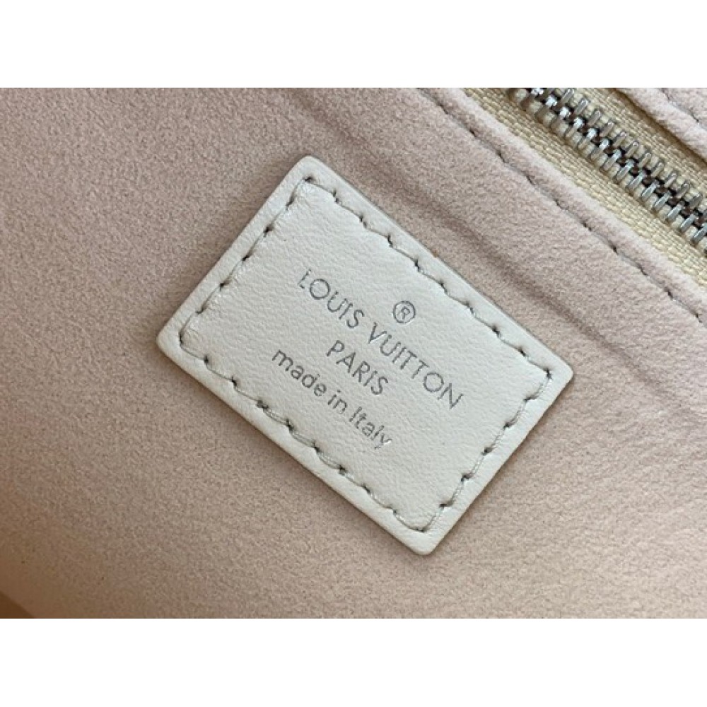 Lv CarryAll Cargo vibe Pm 33.5x23x15cm M12579 Bags