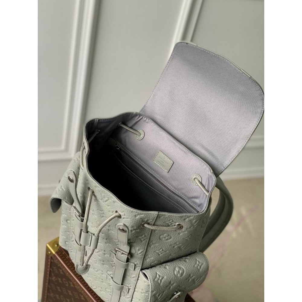 Lv Christopher M23146 32x39x12cm Bags