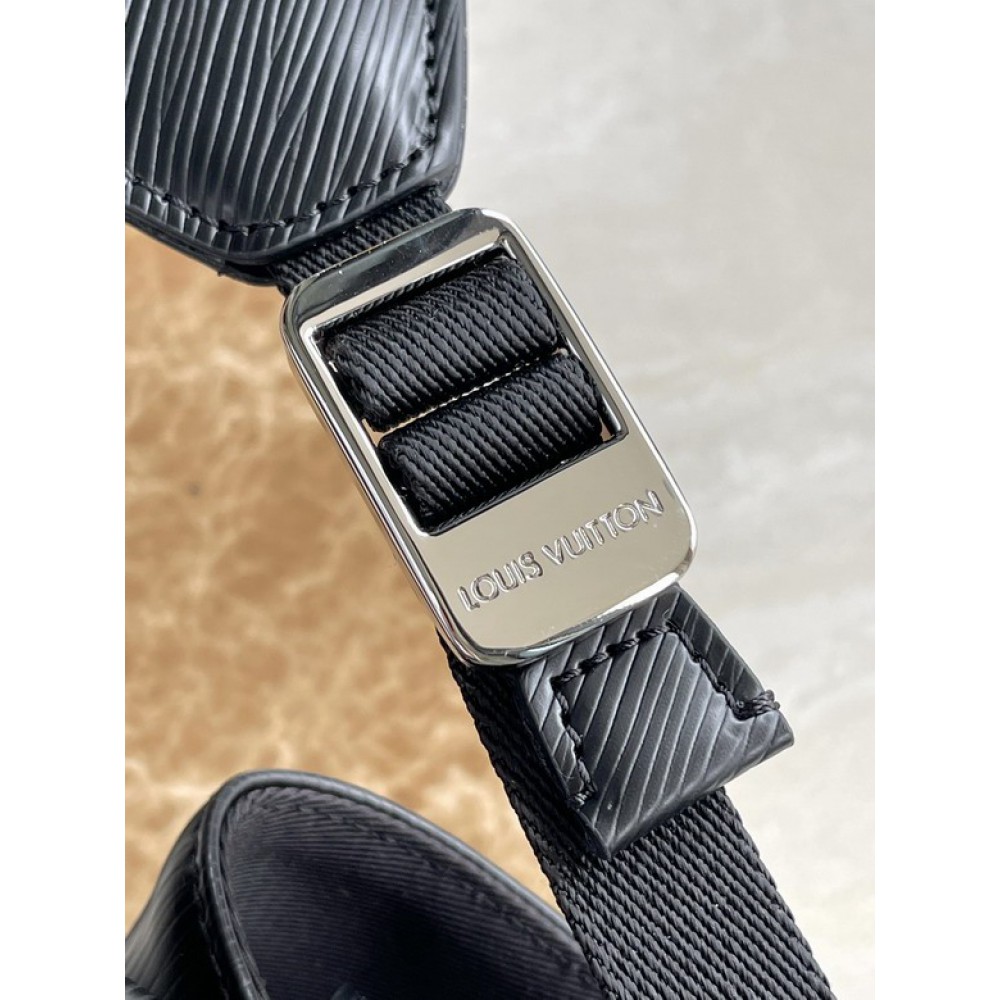 Lv Christopher M24326 38x44x12.5cm Bags