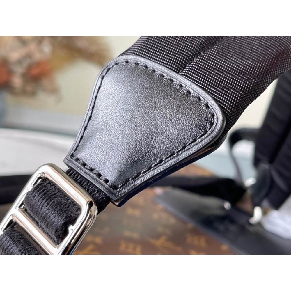 Lv Christopher M43735 38x44x21cm Bags