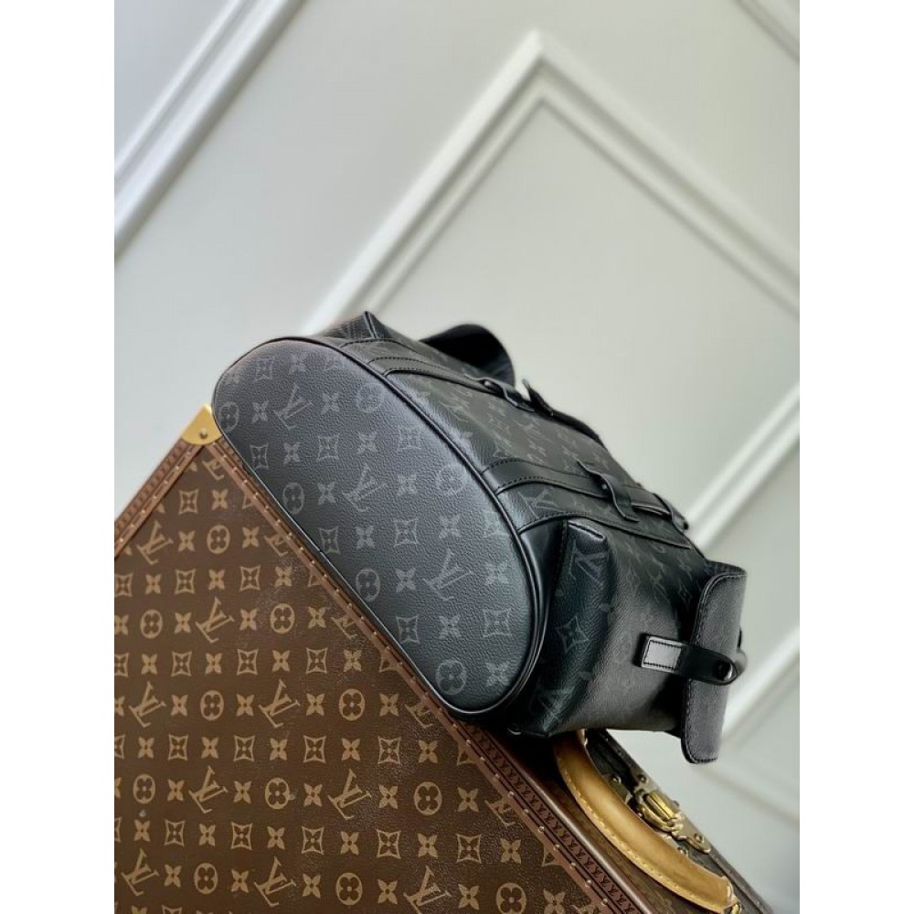 Lv Christopher M46247 32x39x12cm Bags