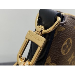 Lv Cookie M15056 19x5x28 5cm  Bags