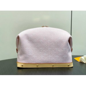 Lv Cosmétique M13750 27x18x9cm  Bags