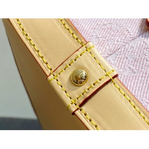 Lv Cosmétique M13750 27x18x9cm  Bags