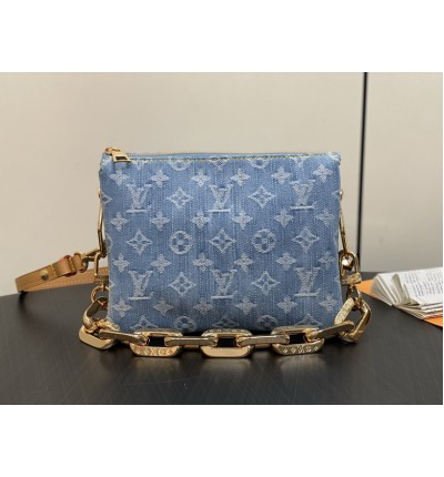 Lv Coussin MM M11401 21x16x7cm