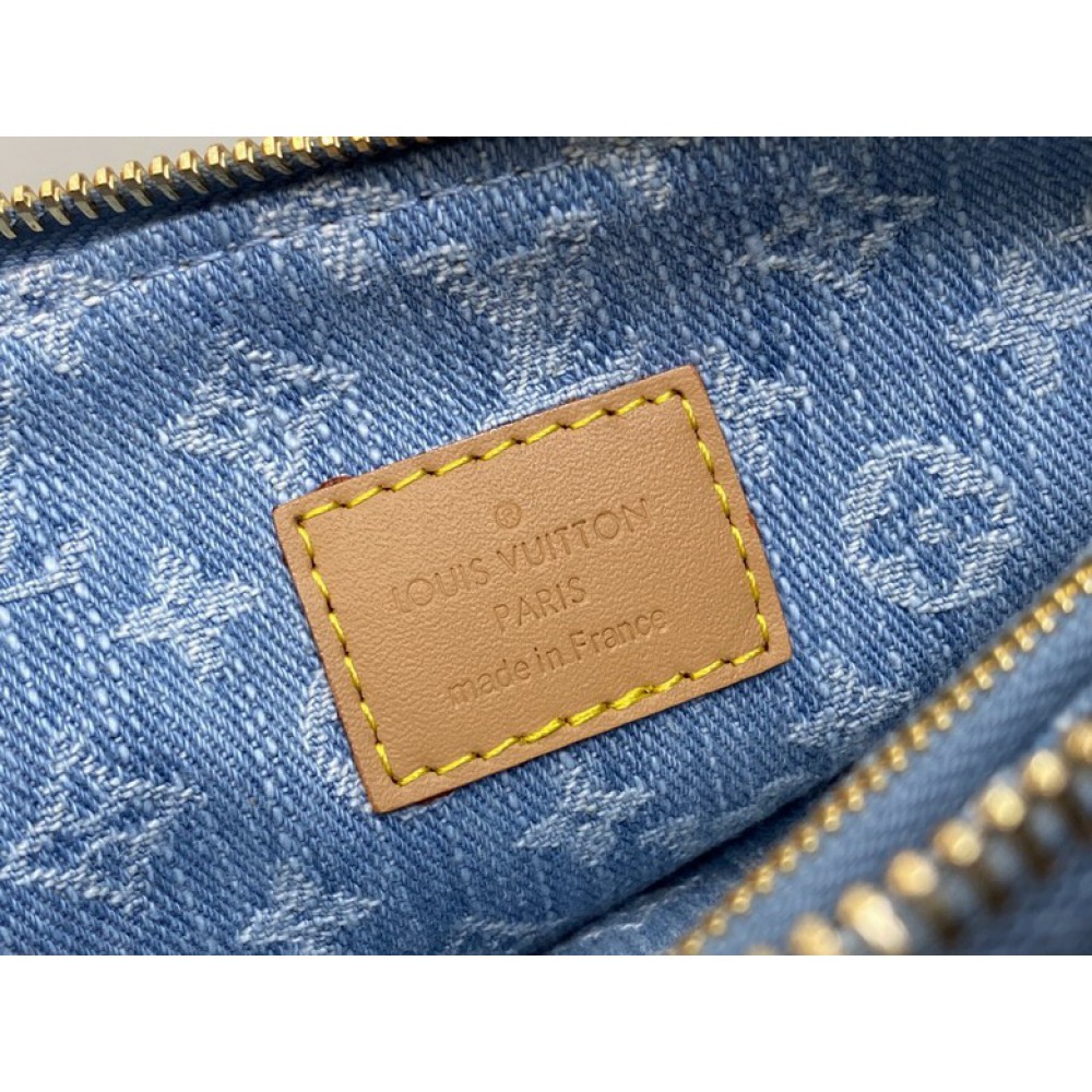 Lv Coussin MM M11401 21x16x7cm Bags