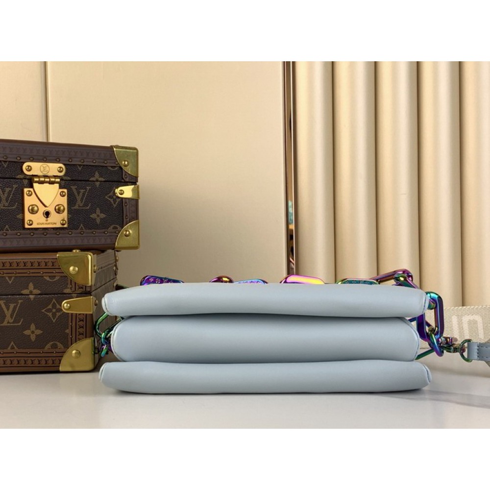 Lv Coussin M11436 26x20x12cm Bags