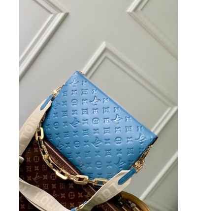 Lv Coussin MM M21276 34x24x12cm