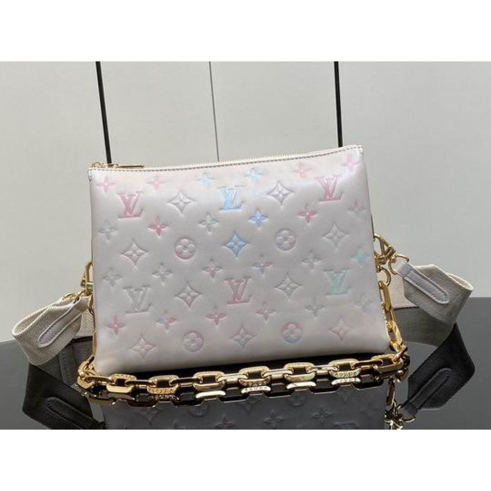 Lv Coussin M22992 26x20x12cm Bags