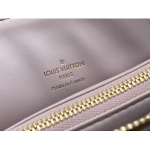 Lv Coussin M22992 26x20x12cm Bags