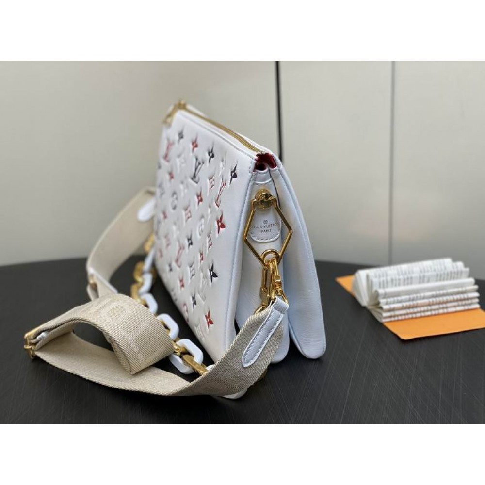 Lv Coussin M23466 26x20x12cm Bags