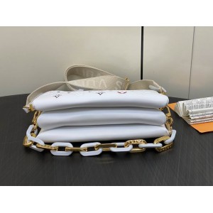 Lv Coussin M23466 26x20x12cm Bags