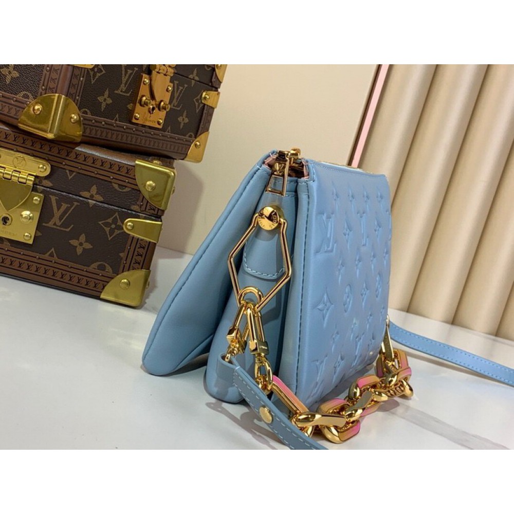 Lv Coussin MM M24338 21x16x7cm Bags