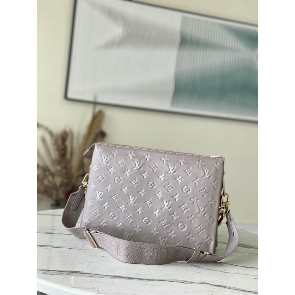 Lv Coussin MM M21264 34x24x12cm Bags