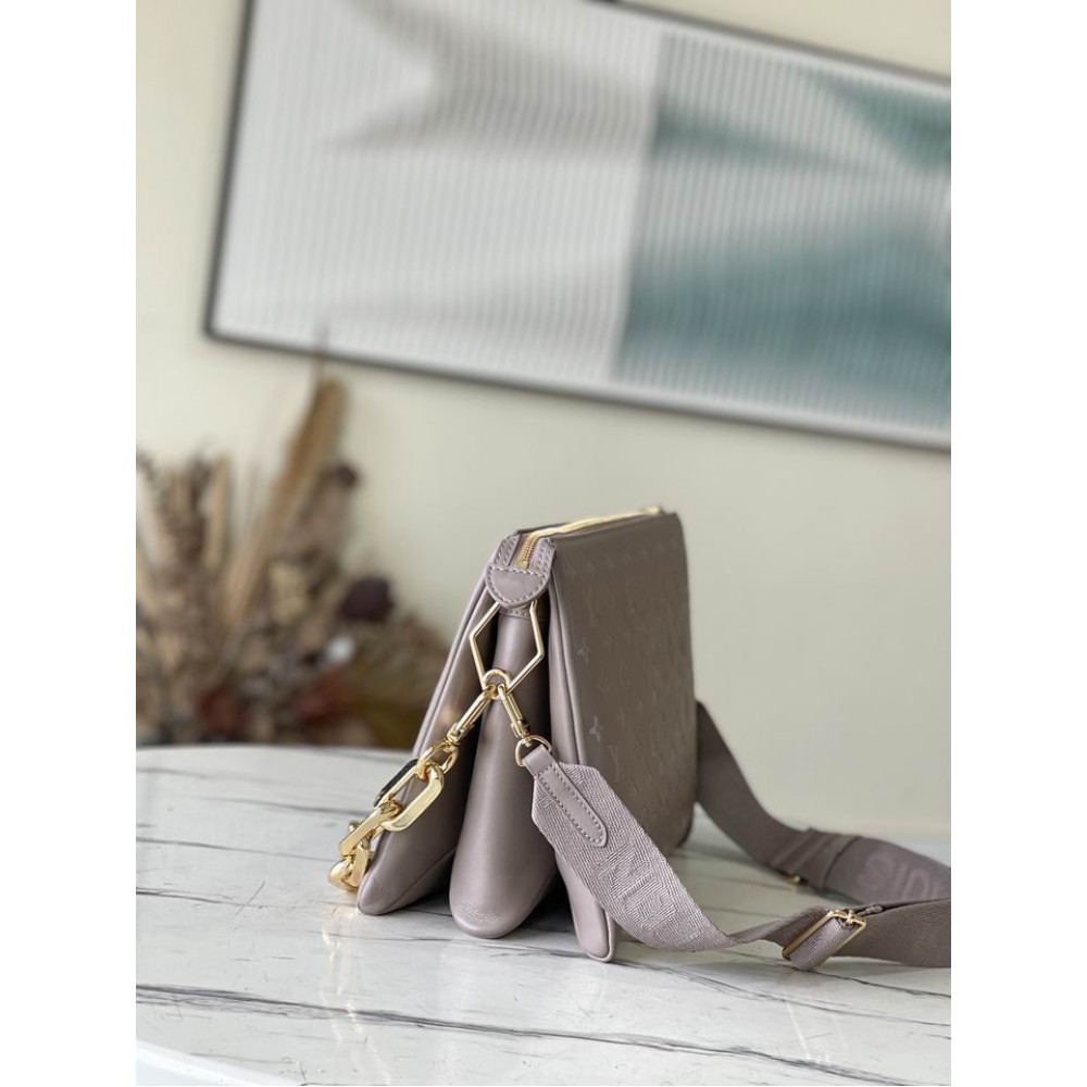 Lv Coussin MM M21264 34x24x12cm Bags