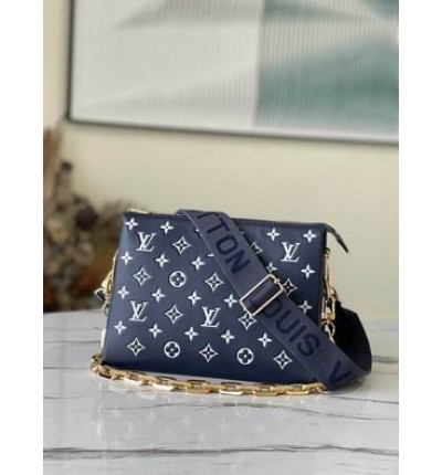 Lv Coussin M57790 26x20x12cm