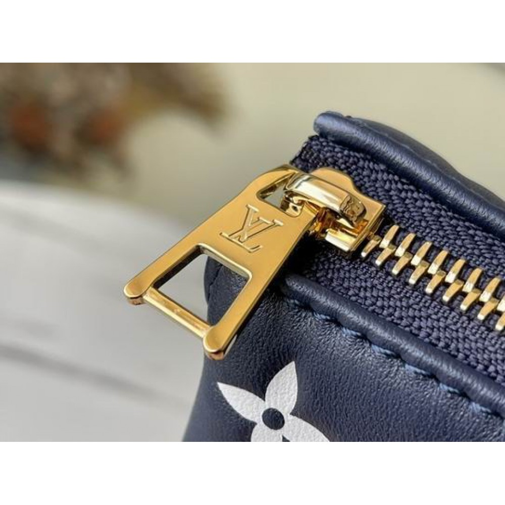 Lv Coussin M57790 26x20x12cm Bags