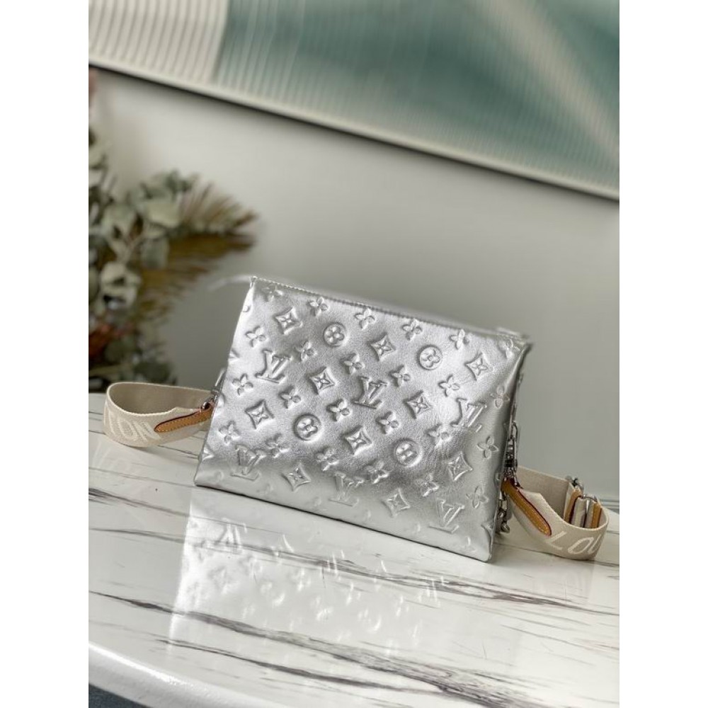 Lv Coussin M57790 26x20x12cm Bags