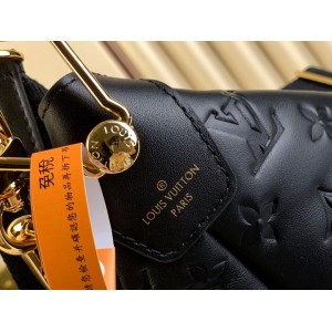 Lv Coussin Hobo m12068 38x33x10cm Bags