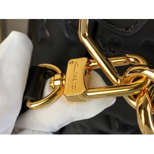 Lv Coussin Hobo m12068 38x33x10cm Bags