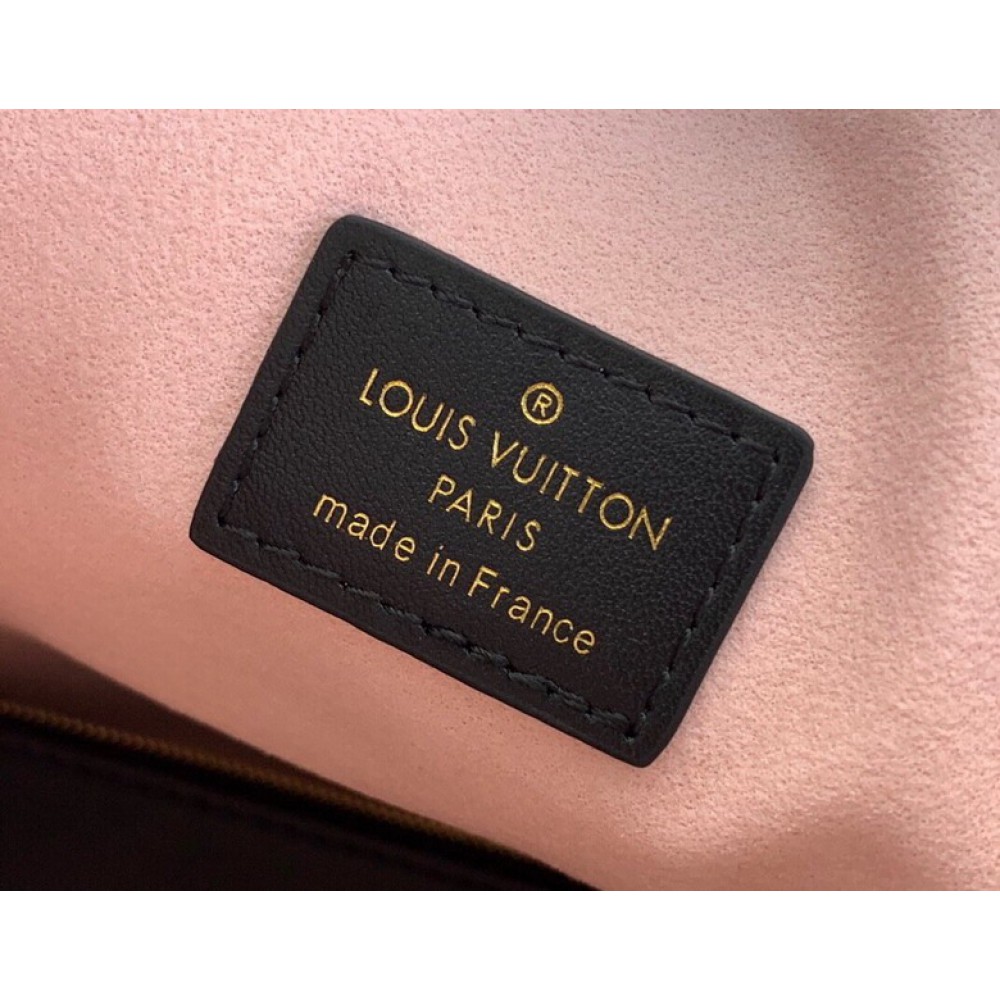 Lv Coussin Hobo m12068 38x33x10cm Bags