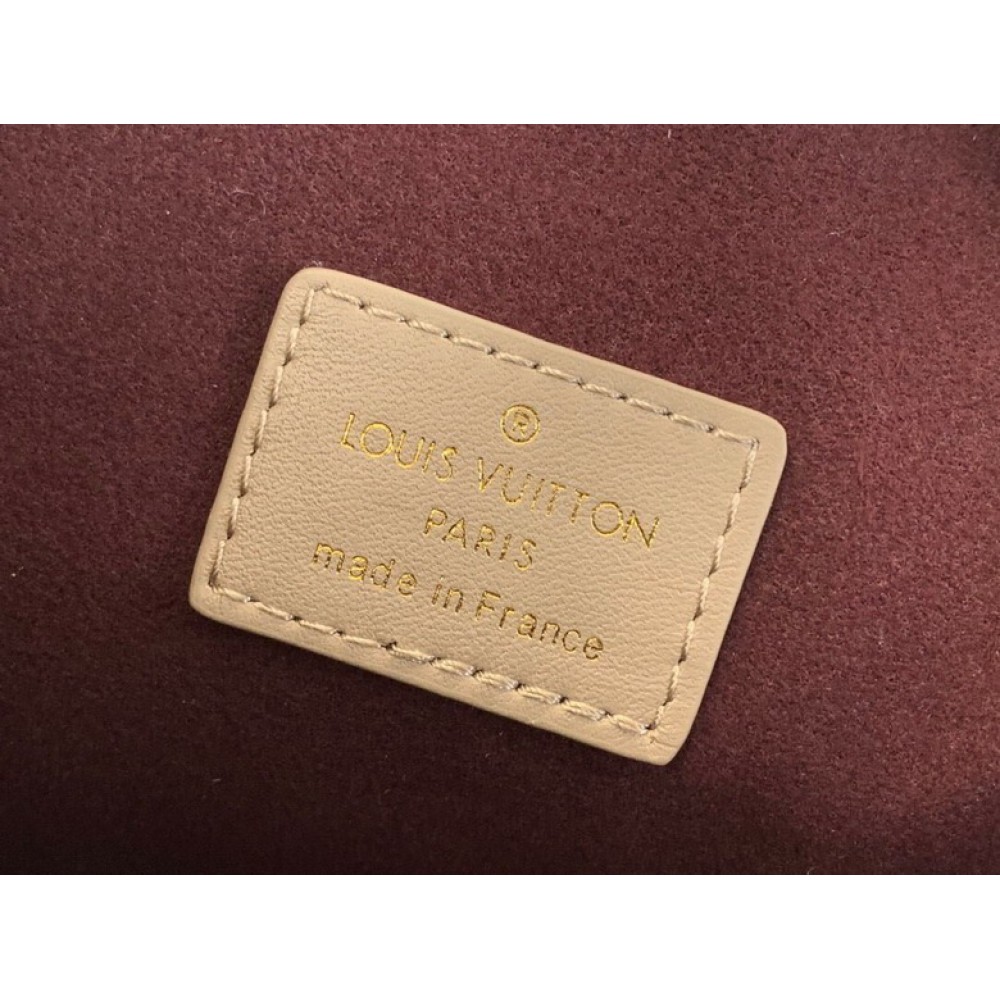 Lv Coussin Hobo m12068 38x33x10cm Bags