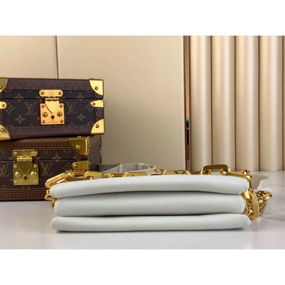 Lv Coussin M57790 26x20x12cm Bags