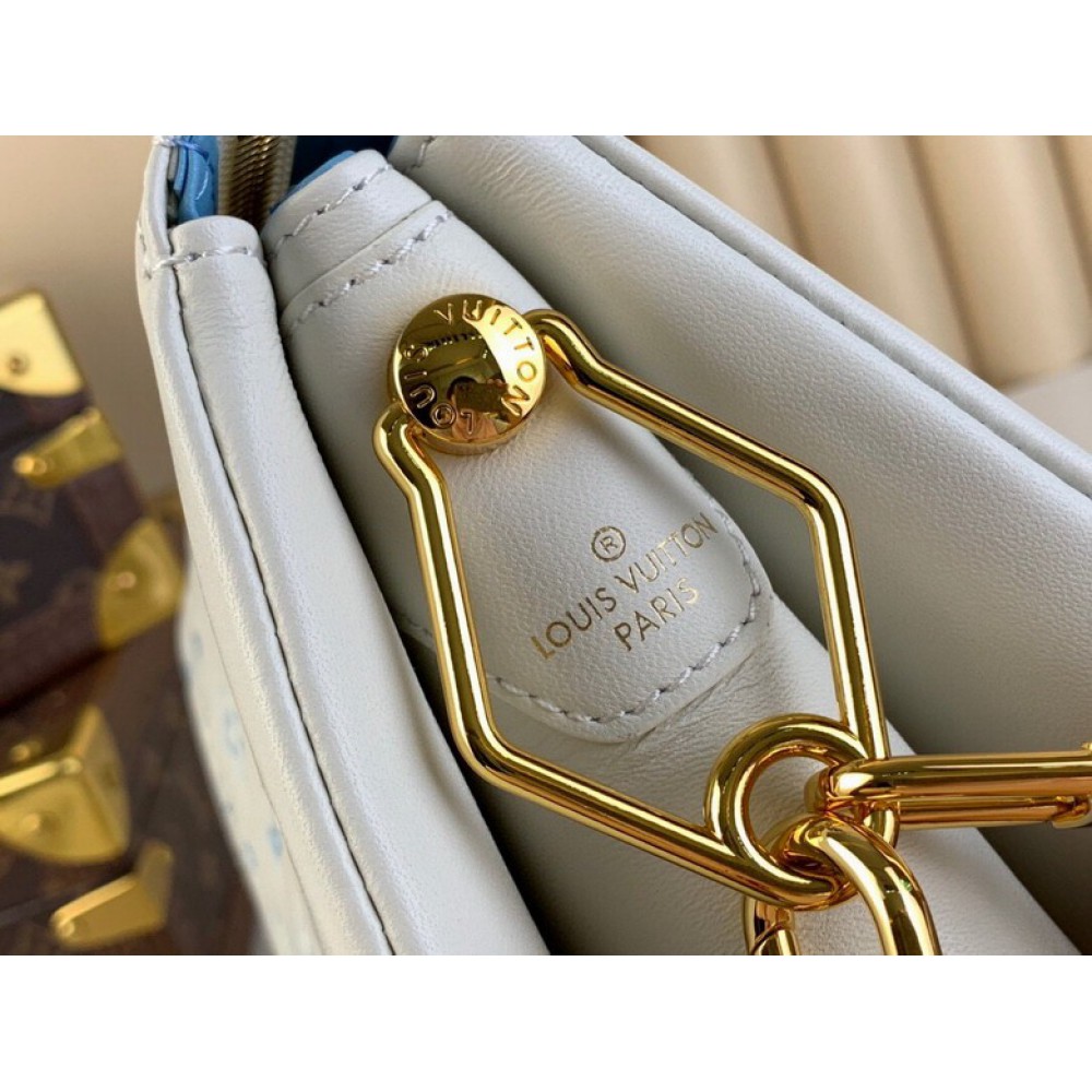 Lv Coussin M57790 26x20x12cm Bags