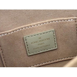 Lv Dauphine m23358 15x9x20cm  Bags