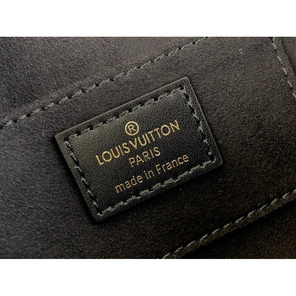 Lv Dauphine East-West M23603 21x12x5cm Bags