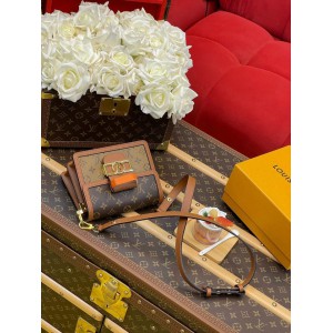 Lv Dauphine M45959 20x15x9cm  Bags