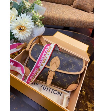 Lv Diane M46049 25x9x15cm 