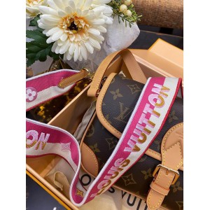 Lv Diane M46049 25x9x15cm  Bags