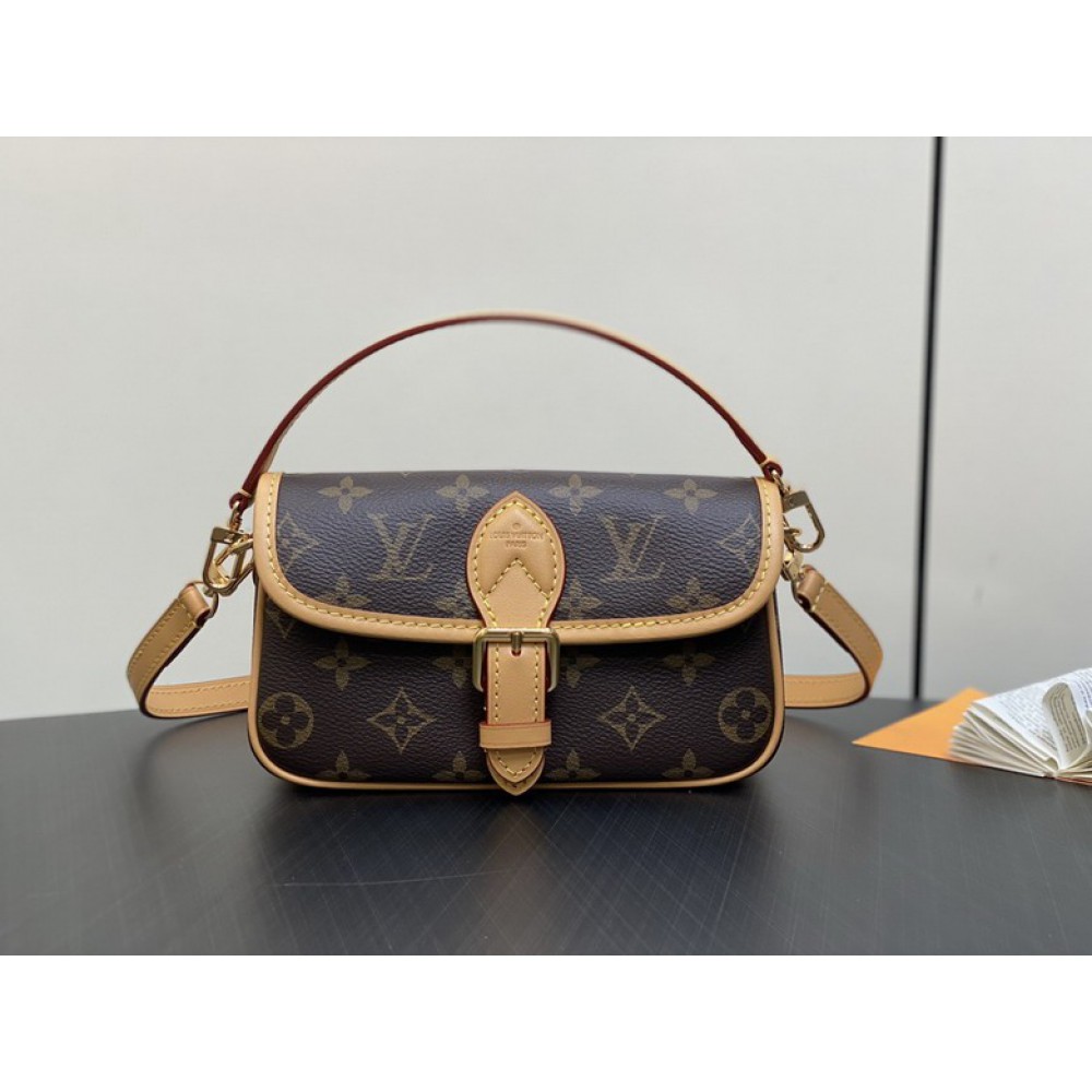 Lv Diane M83566 10.5x6x19cm Bags