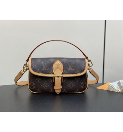 Lv Diane M83566 10.5x6x19cm