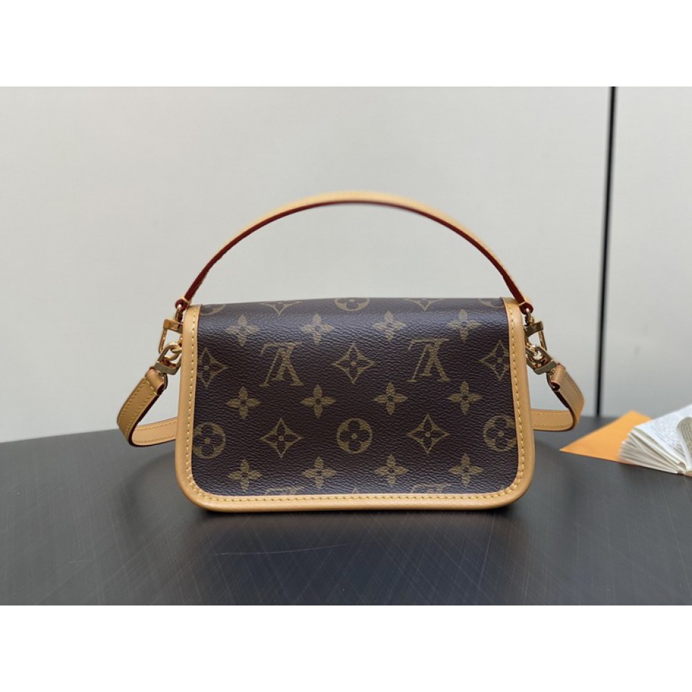 Lv Diane M83566 10.5x6x19cm Bags