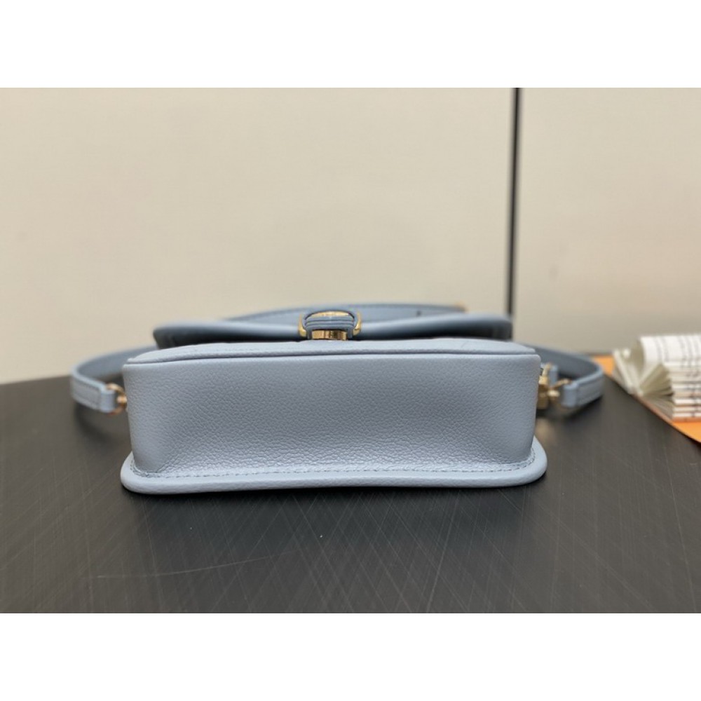 Lv Diane M83592 10.5x6x19cm Bags