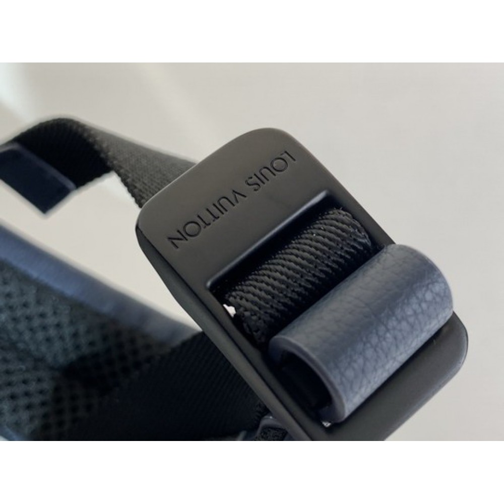 Lv Discovery M14884 29x38x20cm Bags