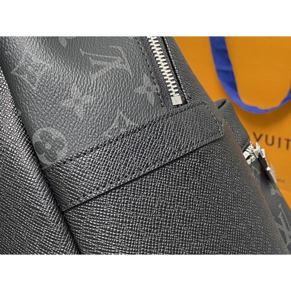 Lv Discovery M30230 37x40x20cm Bags