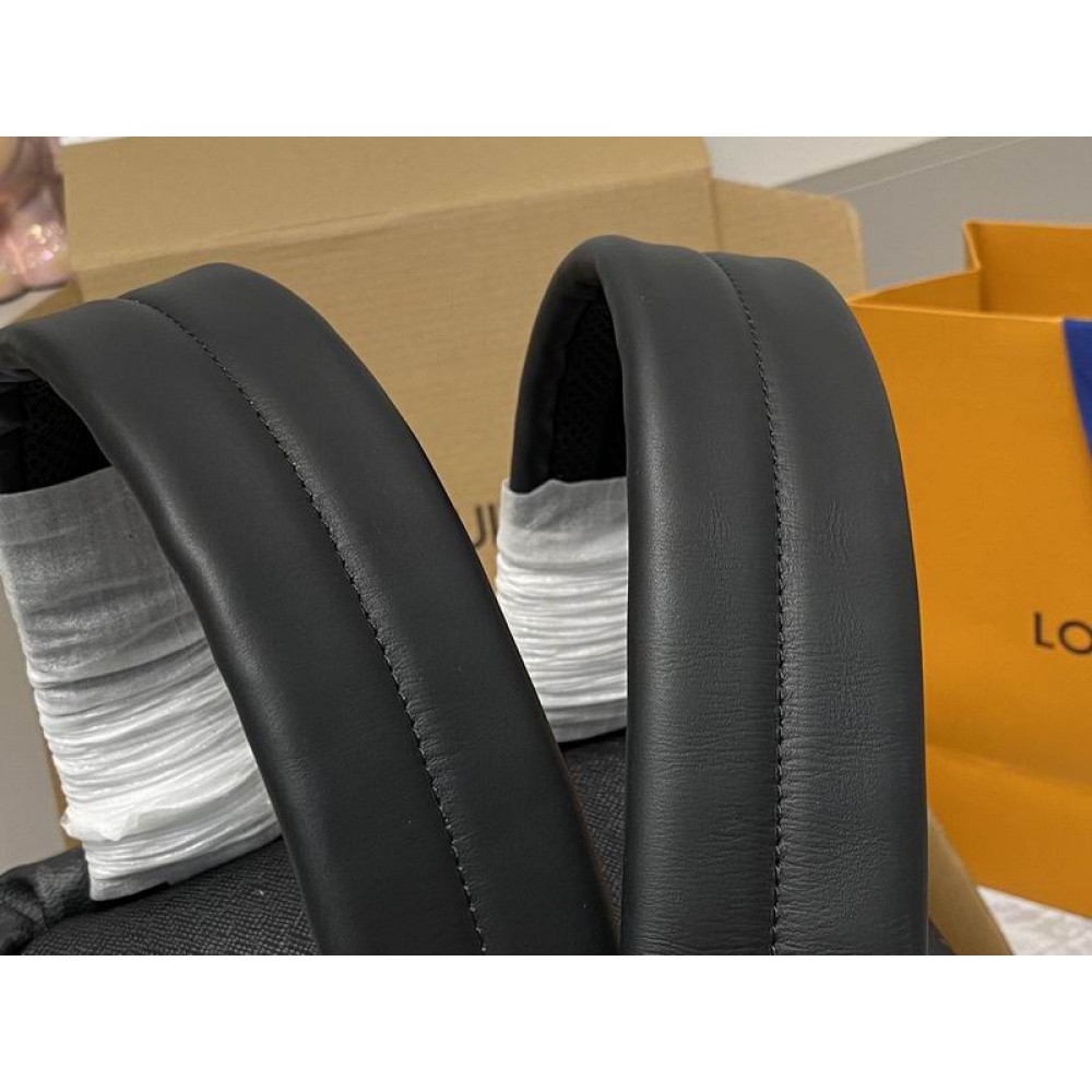 Lv Discovery M30230 37x40x20cm Bags