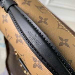 Lv Pochette Métis East West M46279 21.5x6x13.5cm Bags
