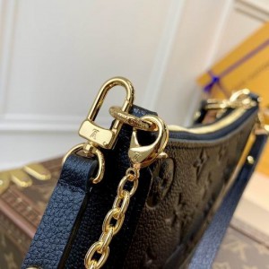 Lv Easy Pouch On Strap M80349 19x11.5x3cm Bags