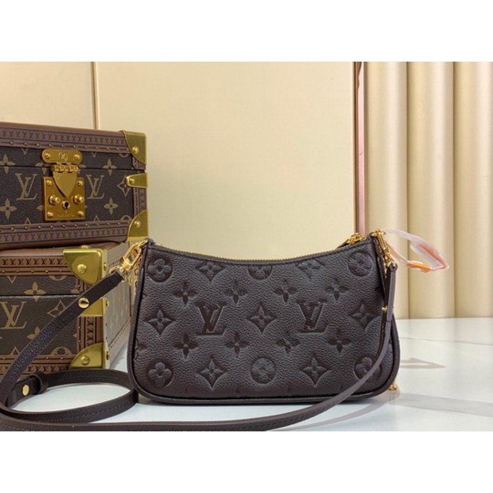 Lv Easy Pouch On Strap M80349 19x11.5x3cm Bags