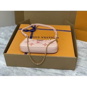 Lv Easy Pouch On Strap M80349 19x11.5x3cm Bags