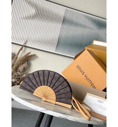 LV Fan M14804 37x19x6cm