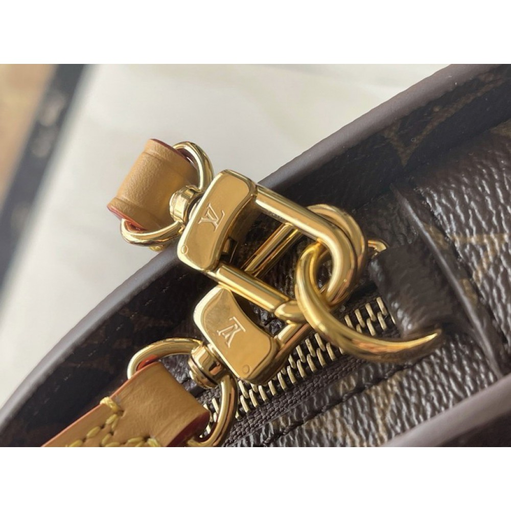 LV Fan M14804 37x19x6cm Bags