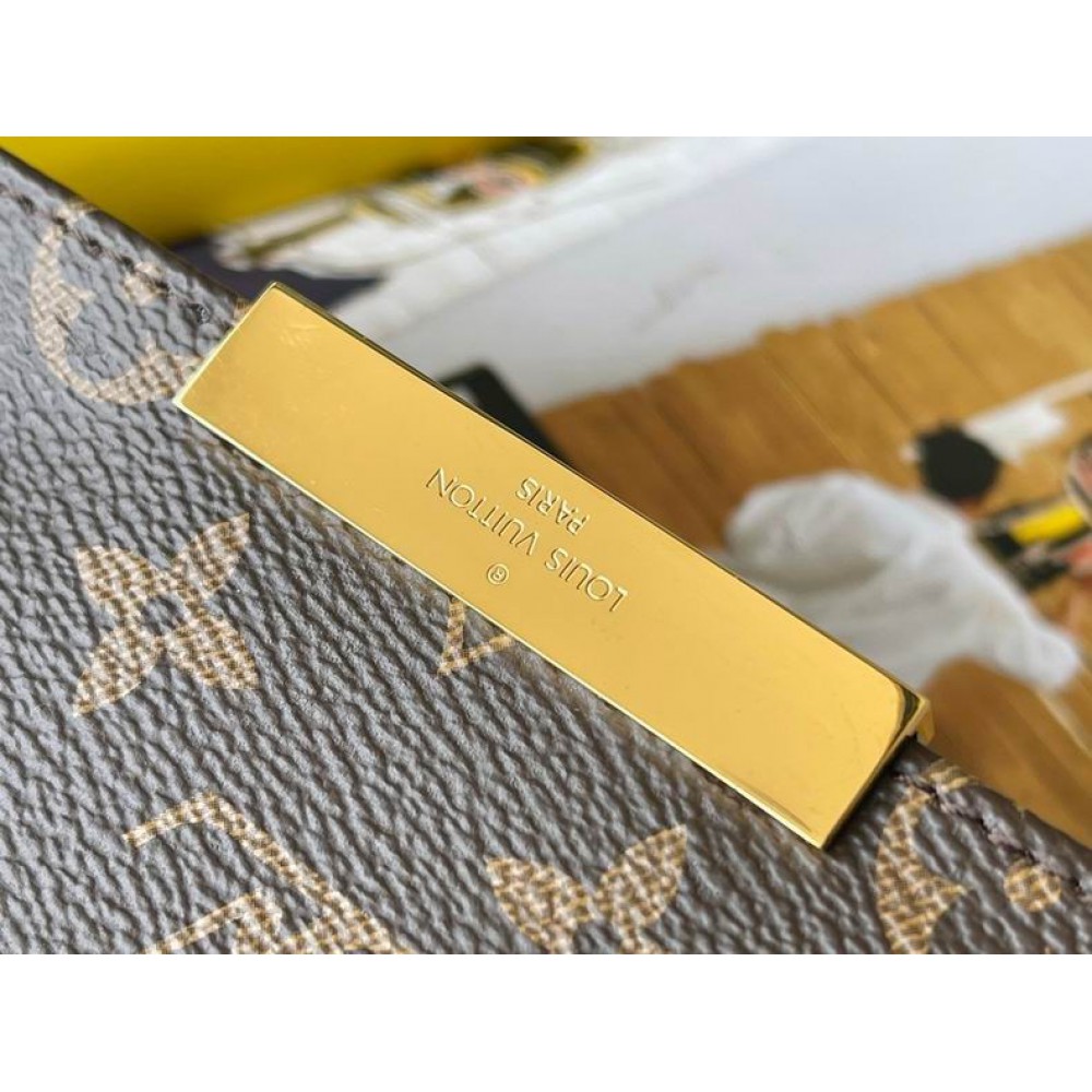 Lv Favorite MM 26x15x4.5cm Bags